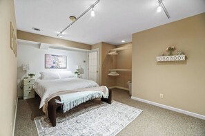 2 Schlafzimmer, Bügeleisen/Bügelbrett, kostenloses WLAN, Bettwäsche