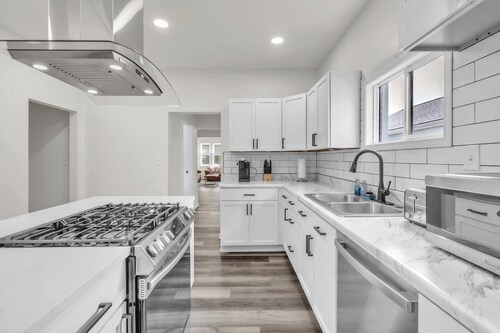 Downtown Fort Wayne Vacation Rental | Walk to Shops & Dining