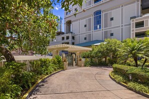 Property grounds - Luxury Ocean view 2BR Waikiki (Honolulu)