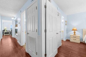 1 chambre, fer et planche à repasser, Wi-Fi, draps fournis