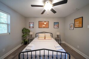 1 bedroom, iron/ironing board, WiFi, bed sheets