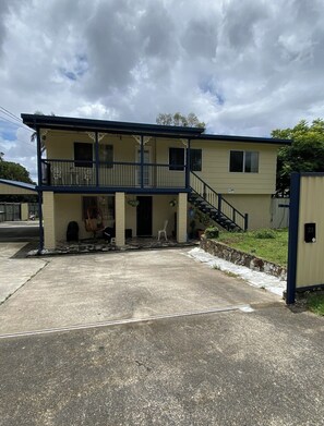 Exterior - Brand New Private Studio —Near Brisbane，Quiet & Cozy (Waterford West)