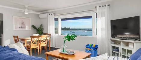 TV connectée, livres