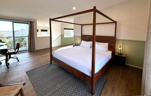 4 bedrooms, desk, free WiFi, bed sheets - Mr Bass: Modern Coastal Farmhouse (Sunderland Bay)