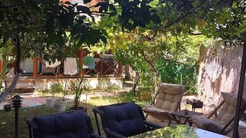 Bungalow dành cho gia đình, quang cảnh vườn | Hiên