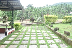 Garden - Riverstone Nature Resort (Dapoli)