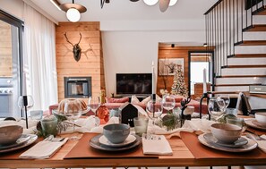 Dining - Stunning home in Sunger with sauna (Sunger)