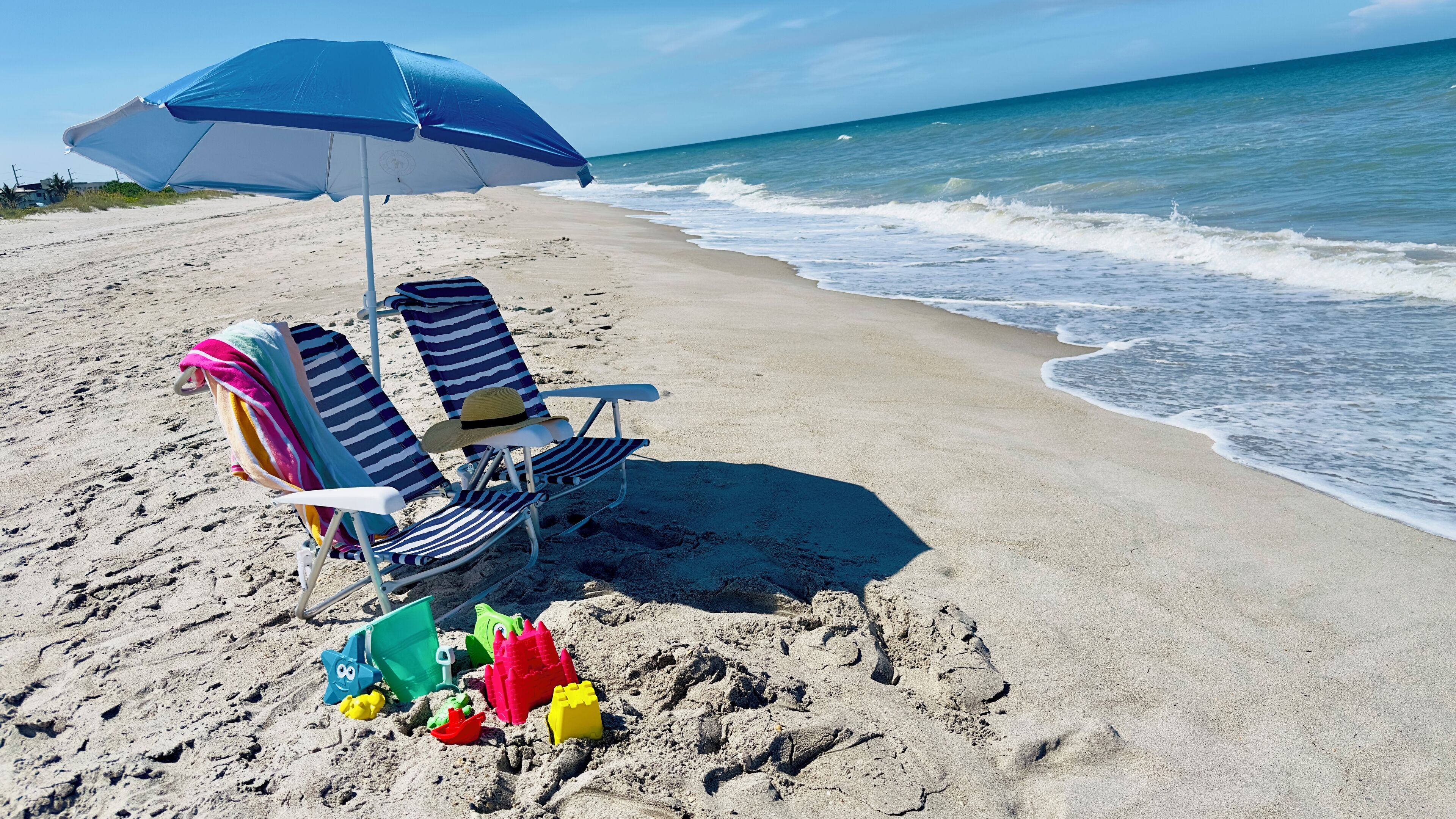 ビーチ、サンラウンジャー、ビーチタオル