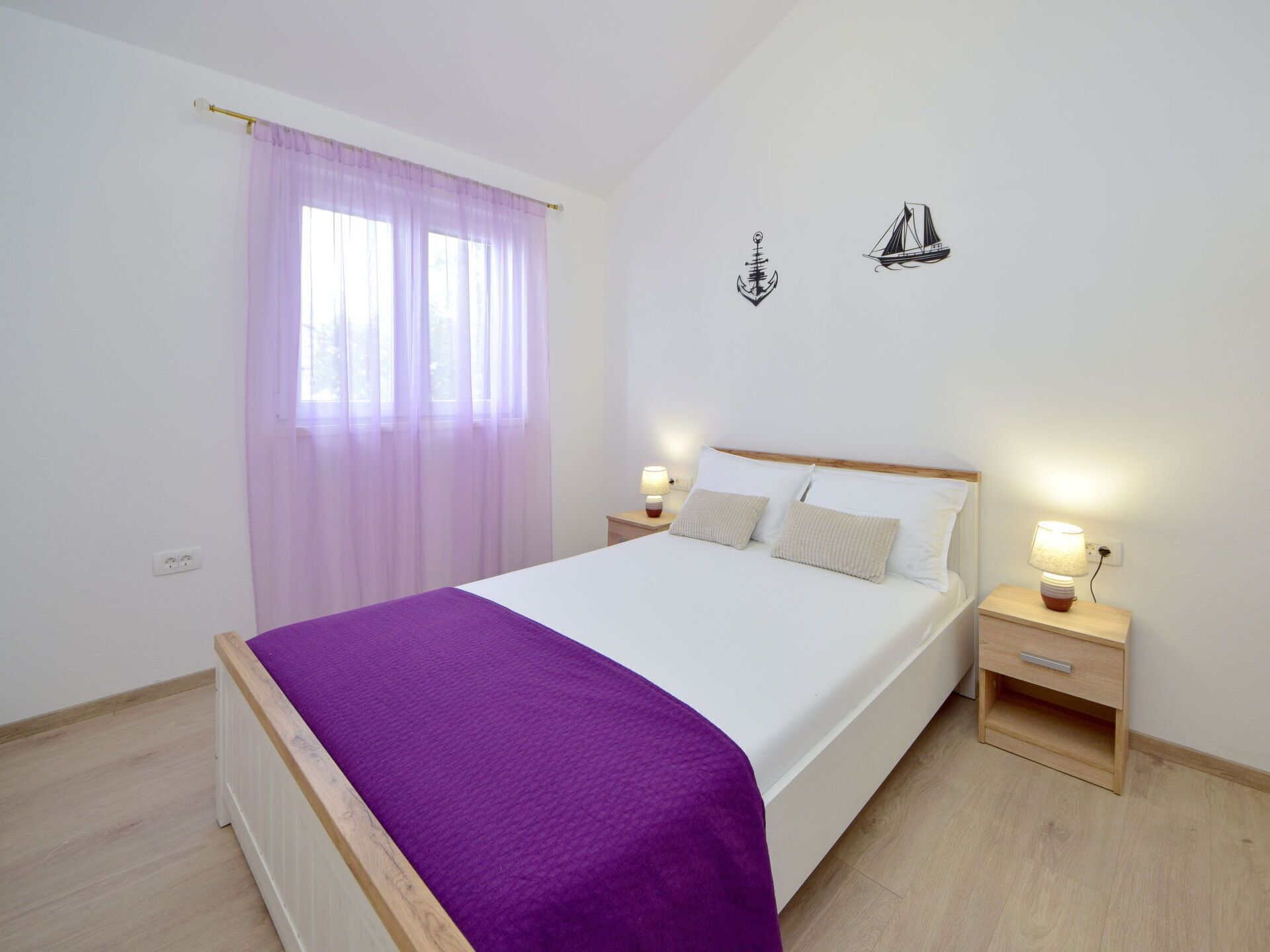 Madera, Diseño De Interiores, Cama, Suelo, Mueble, Habitación, Piso, Casa, Encendiendo, Habitación