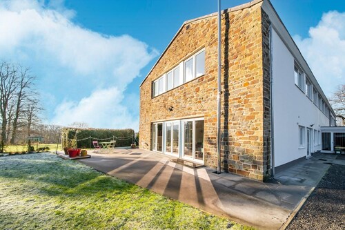 Stylish Retreat with Sauna