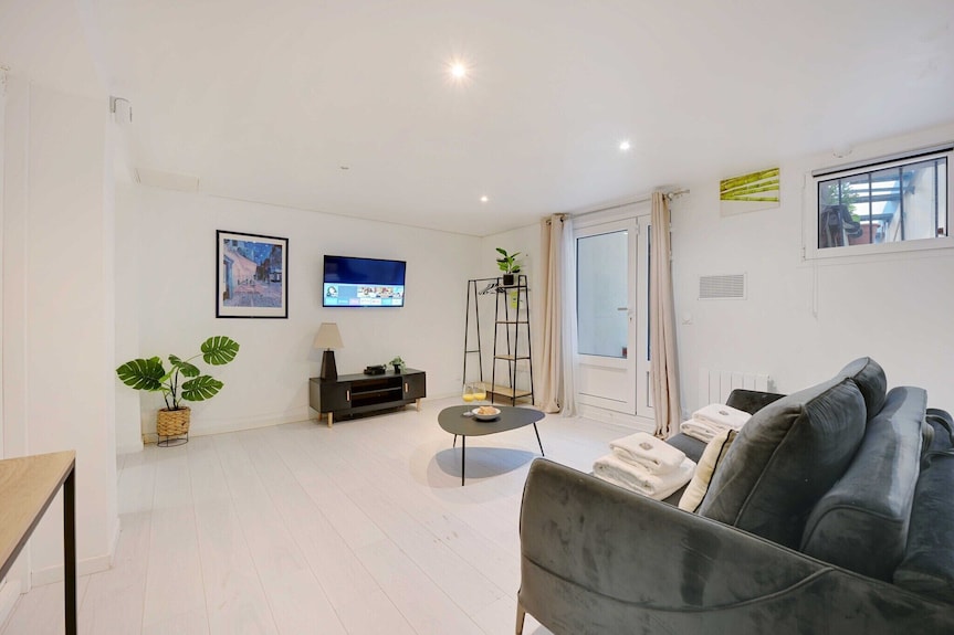 Spacious Apartment - 2br/4p- Le Kremlin-bicêtre - Paris Gare de Lyon