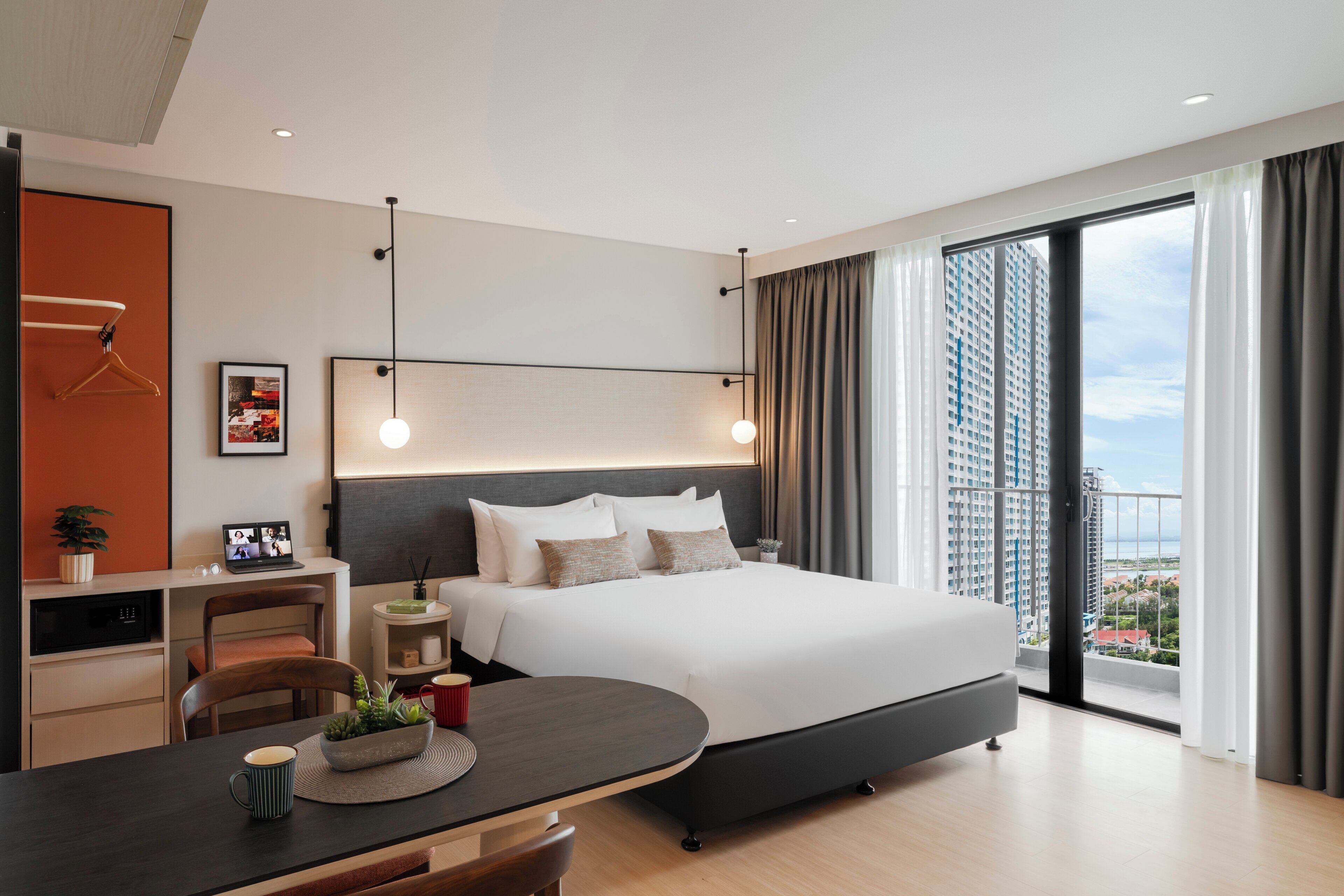 프리미어 스튜디오 | 레스토랑