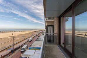 Property grounds - Apartment in Blankenberge near the Beach (BLANKENBERGE)
