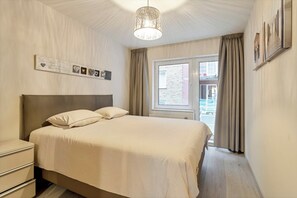 2 Schlafzimmer, Bügeleisen/Bügelbrett, kostenloses WLAN