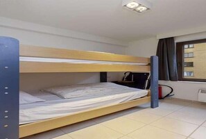 2 bedrooms, Internet
