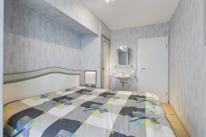 2 Schlafzimmer, Bügeleisen/Bügelbrett, kostenloses WLAN