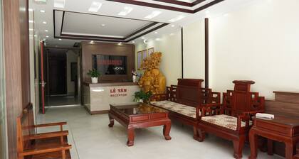 SaPa Marigold Hotel