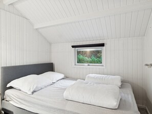 2 bedrooms, Internet