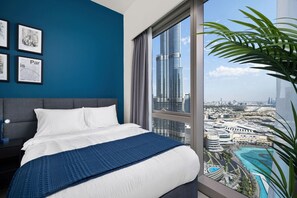 2 bedrooms, desk, iron/ironing board, travel crib