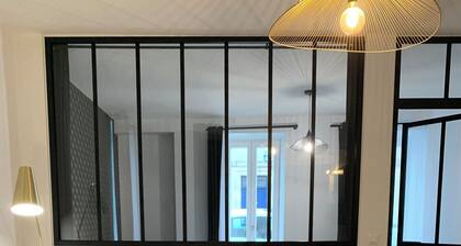 Superb T2 apartment 200m from the port, in a very quiet street