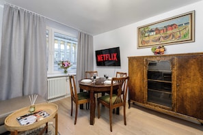 Dining - Lumina apartment in center Warsaw (Warszawa BIG)