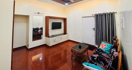 Stylish 2bhk apartment for 4 guests with WiFi, power backup andAC in Puducherry