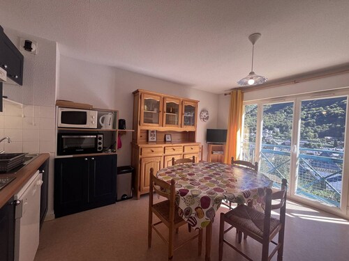 Charmant appart 6 pers, 2 ch, à Cauterets avec parking