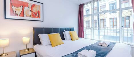 2 bedrooms, desk, iron/ironing board, travel cot