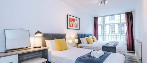 2 bedrooms, desk, iron/ironing board, travel cot