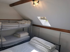 2 bedrooms