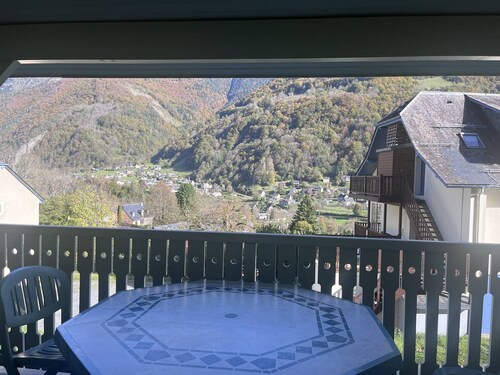 Duplex in Cauterets with parking and pets allowed