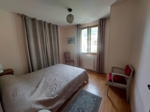 4 bedrooms