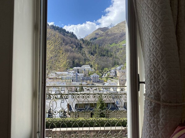 Interior - Studio in Cauterets for 4, ideally located (Cauterets)