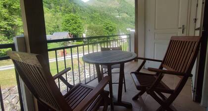 Appartement avec Balcon et Wi-Fi au Centre de Cauterets