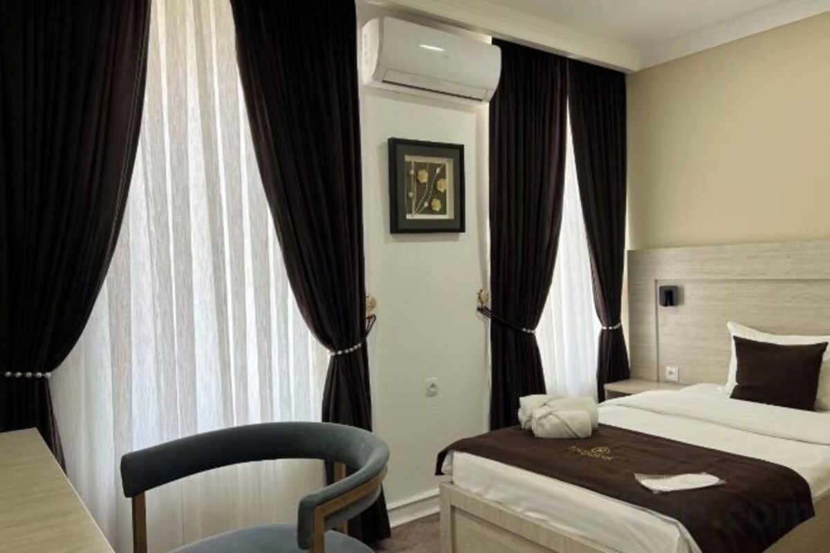 Egyptian cotton sheets, premium bedding, down comforters