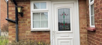 Cosy 1 Bedroom Apartment Private Access in Guildford