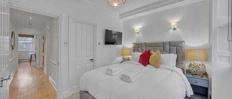 2 Schlafzimmer, Bügeleisen/Bügelbrett, WLAN, Bettwäsche