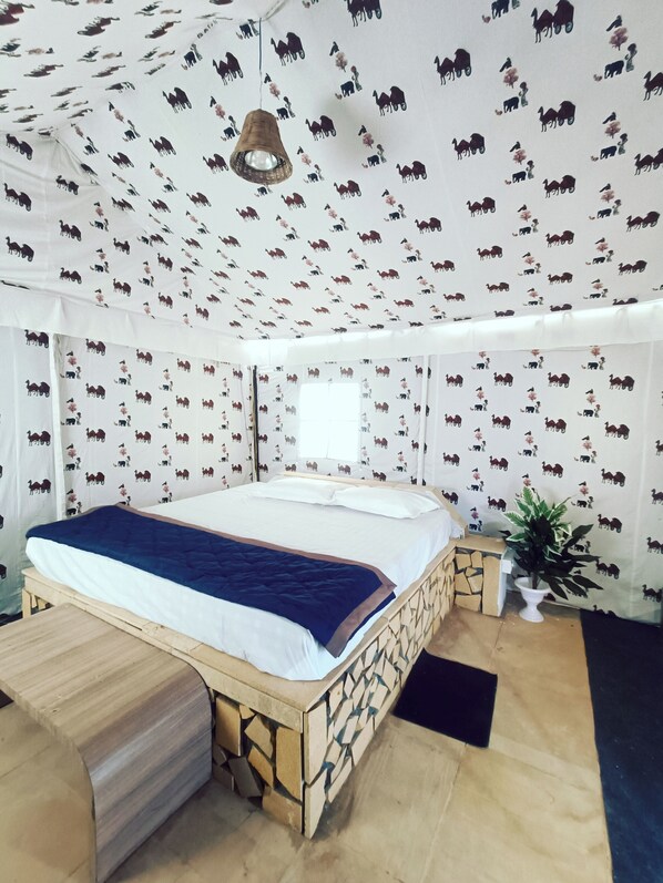 Deluxe-dobbeltværelse - ørkenudsigt | Opholdsområde