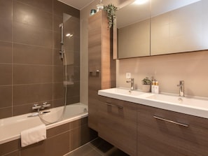 Apartment | Bathroom - Modern Apartment in Ostend (Ostend)