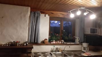 Huis, 2 slaapkamers, uitzicht op tuin | Interieur