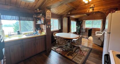 Cozy Tug Hill 4-bedroom cabin located directly on the trails in Turin NY