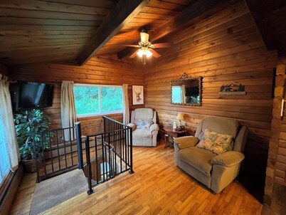 Cozy Tug Hill 4-bedroom cabin located directly on the trails in Turin NY