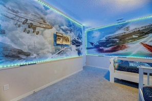 7 Schlafzimmer, Bügeleisen/Bügelbrett, Reisekinderbett, WLAN