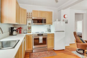 House (2 Bedrooms) | Interior - Walk Downtown: Takoma Park Escape w/ Large Yard! (Takoma Park)