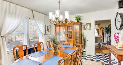 < 10 Mi to Hersheypark: Duplex w/ Fire Pit + Grill