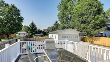 House (5 Bedrooms) | Interior