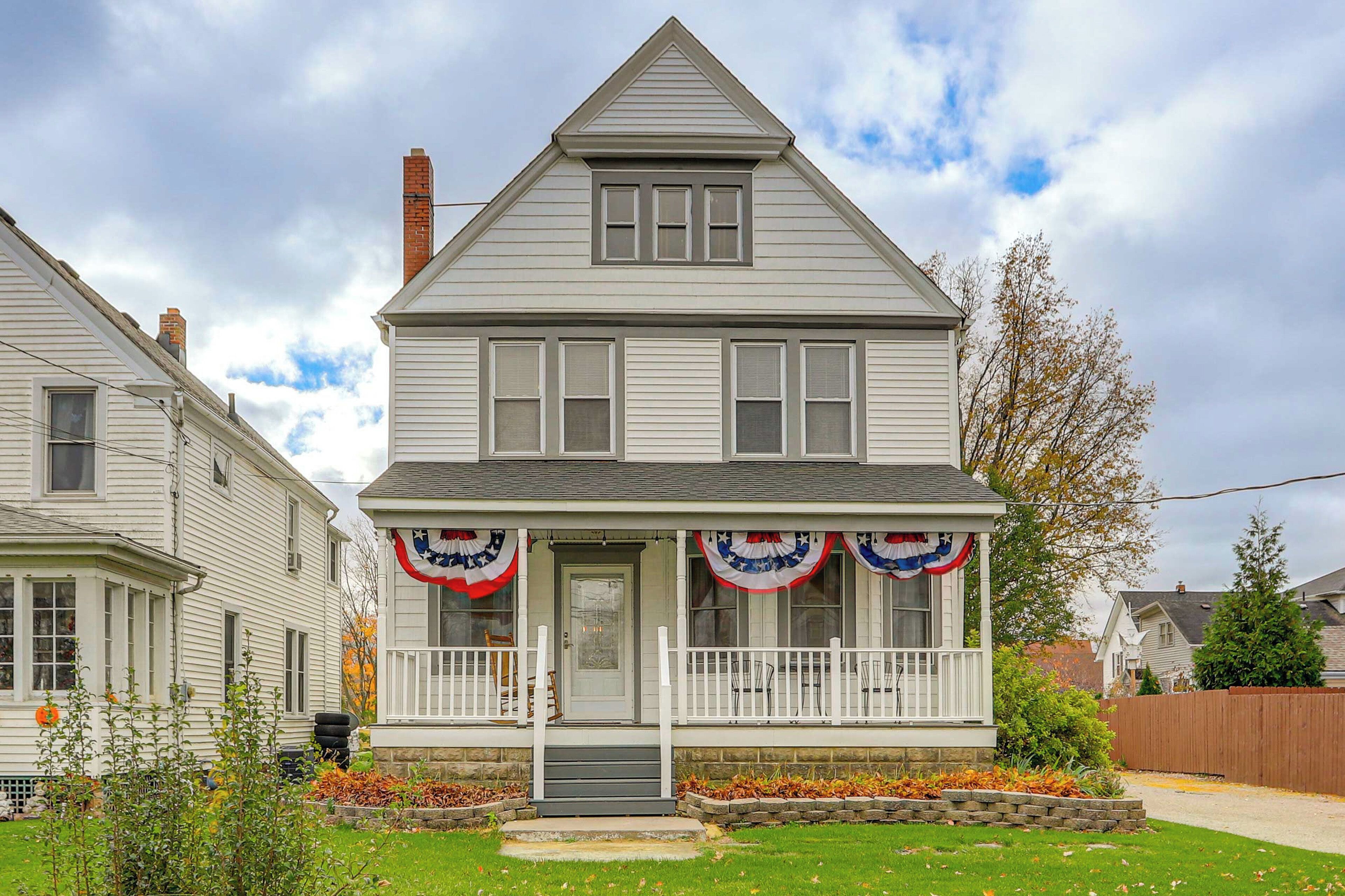 House (5 Bedrooms) | Front of property