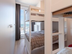 Apartment | 3 bedrooms - Duplex Apartment With 4 Terraces and sea View (Ostend)
