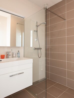 Apartment | Bathroom - Duplex Apartment With 4 Terraces and sea View (Ostend)