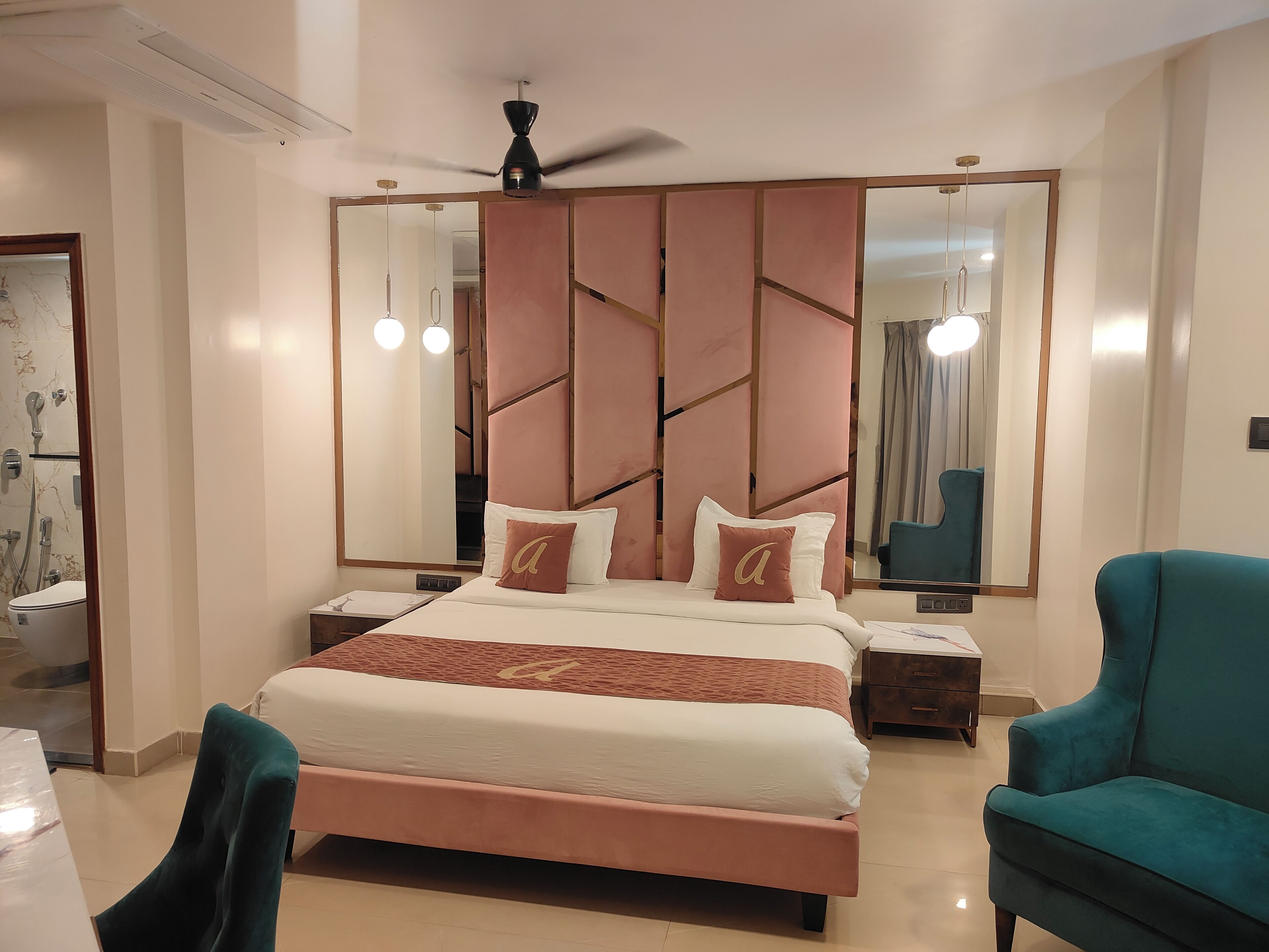 ジュニア スイート | デスク、ノートパソコン用作業スペース、遮光カーテン、防音設備